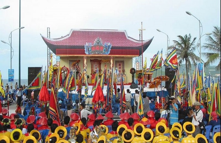 Fish worshiping ceremony  - Photo: internet in Thai Duong village